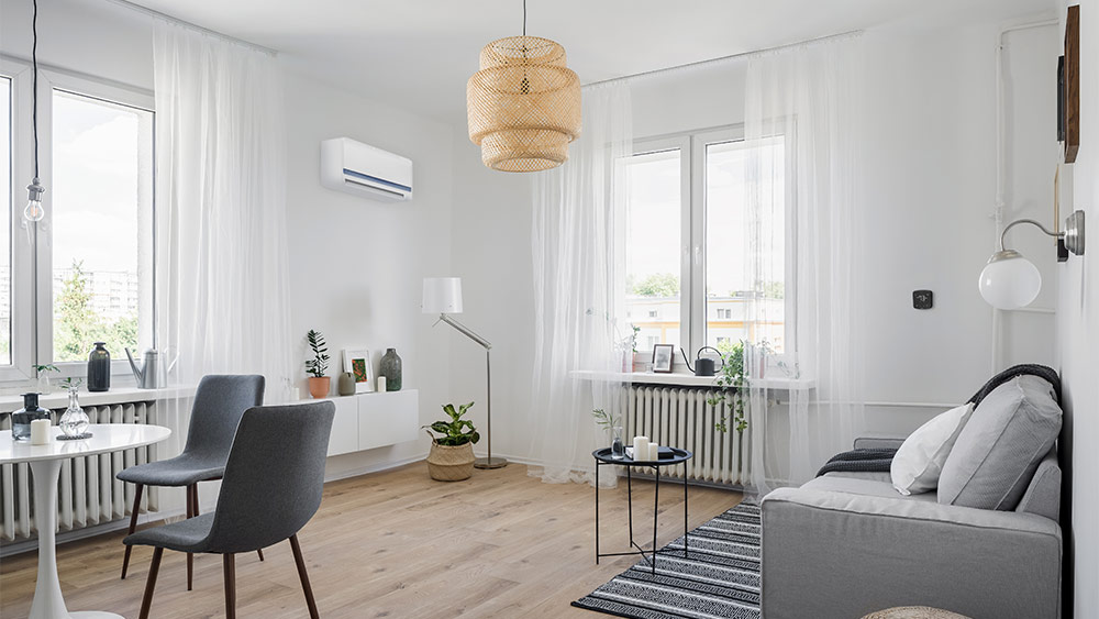 Cielo breez paired with mini-split to maintain ideal temperature in a living room