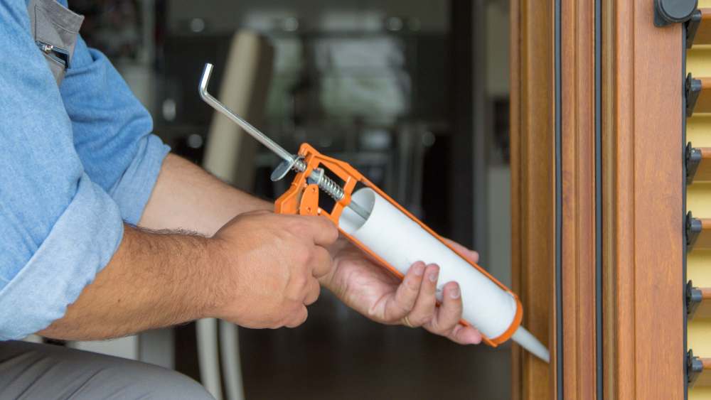 sealing gaps as part of summer home maintenance checklist 